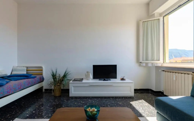 JOIVY Family Flat W/Terrace & Parking Near Beach