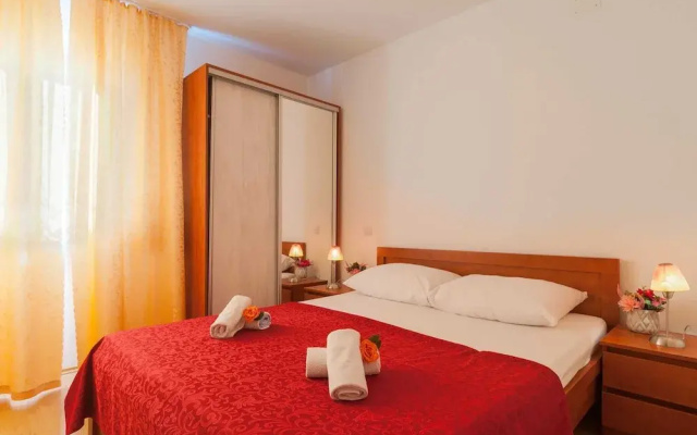 Apartments Island Beat - Two Bedroom Apartment With Balcony