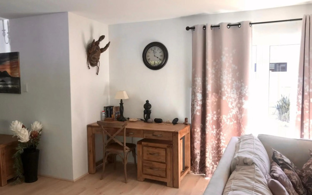 African Holiday home in Table View