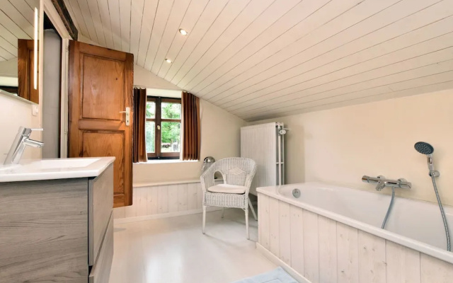 Picturesque Holiday Home in Petites Tailles with Garden