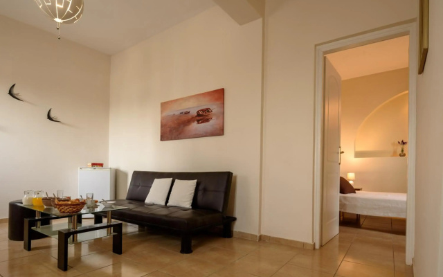 Moonlight Apartments & Suites