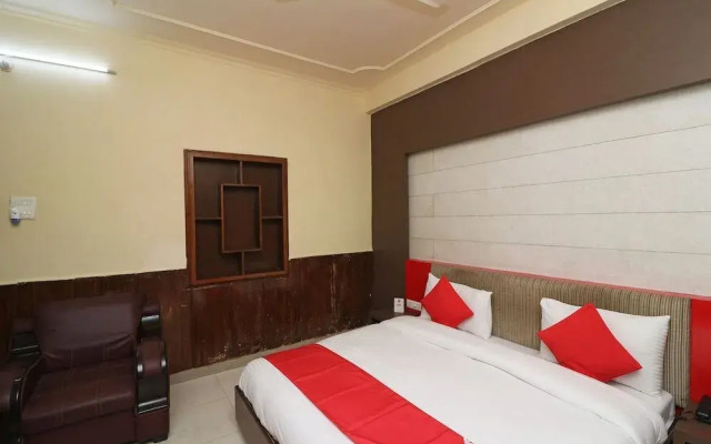 Ridgewood Palace By OYO Rooms