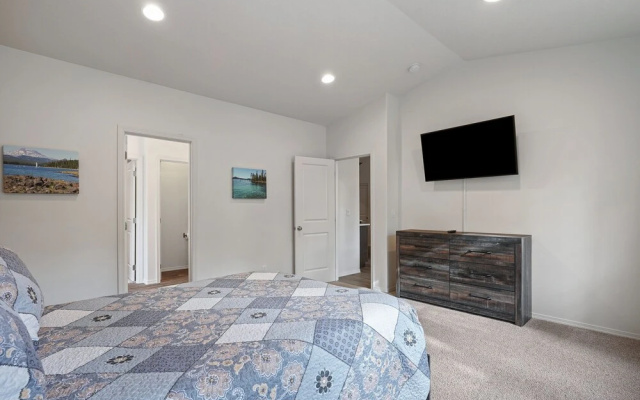 172 Avocet 4 Bedroom Home by RedAwning