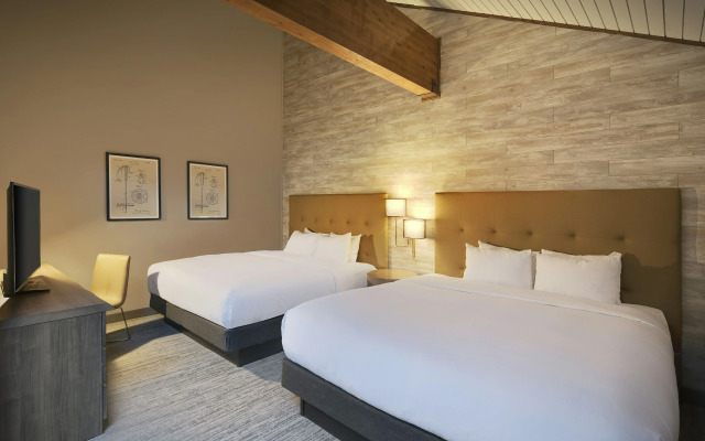Highline Vail — a DoubleTree by Hilton