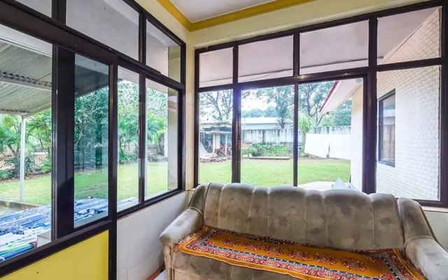 Manas Cottage Saputara
