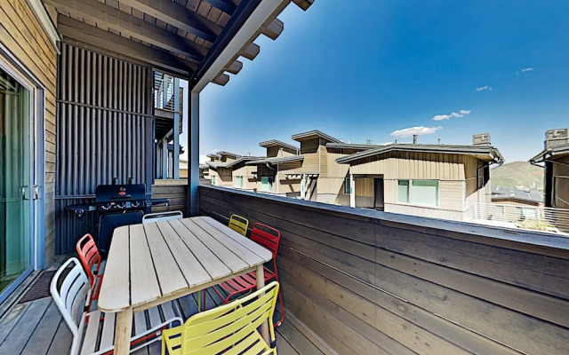 2752whmr 3 Bedroom Townhouse