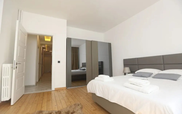 Luxury 4+1 Apt @ Nisantasi