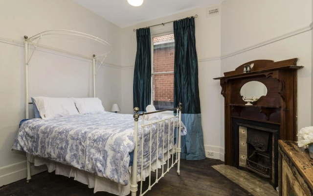 Elwood Eclectic Gem