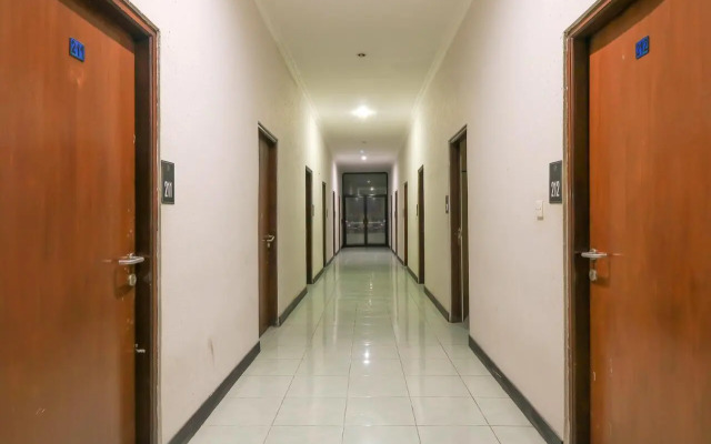 Oyo 1054 Bayak Bali Hotel