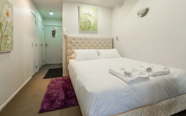 Zodiak'S Cosy Studio Apartment Near Sky
