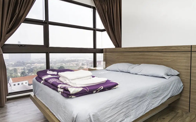 Treetops Condo