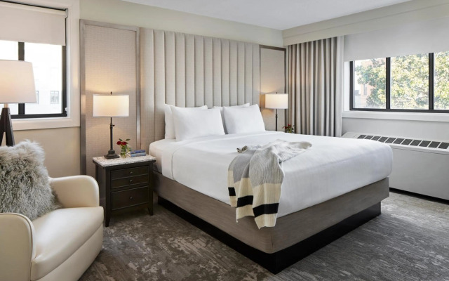 Capitol Hill Hotel