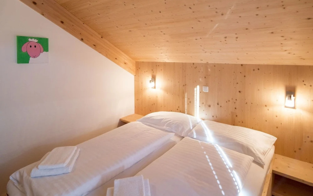 Lovely Chalet With Sauna