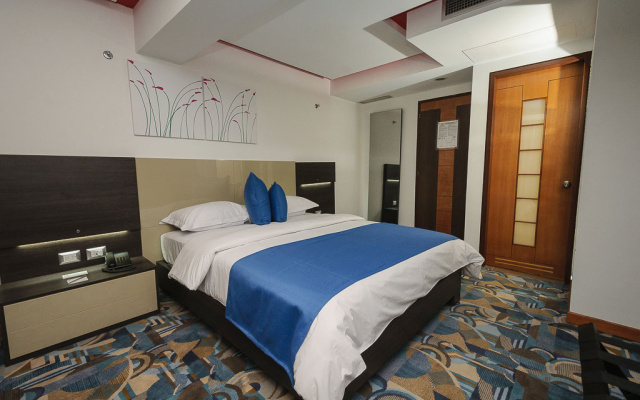Hotel Alex