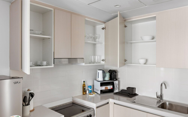 Silkhaus Luxury Canal View 1bdr Yas Island