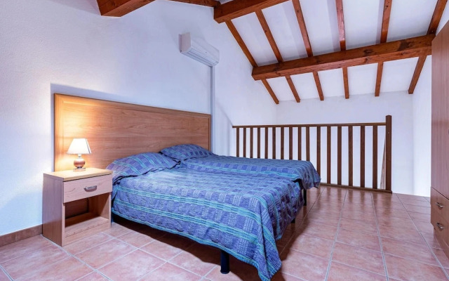 San Nicolao Coastal Stay for 6