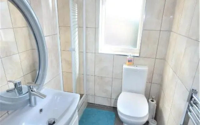London Deluxe 6 Bedroom House
