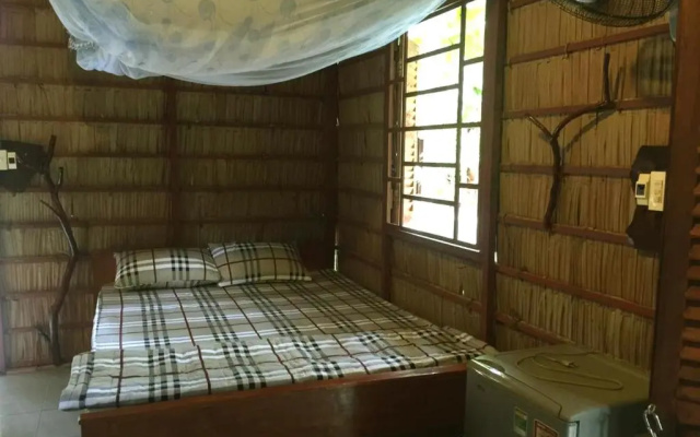 Mekong Farmstay CanTho - C.R Floating Market