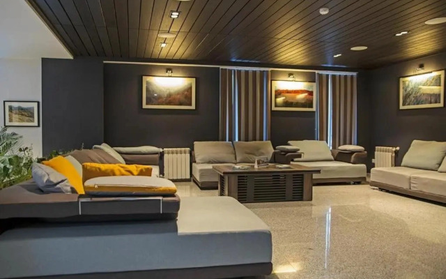 Orbi Palace, room 538