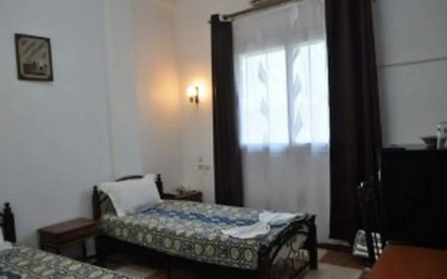 Oasis Hotel