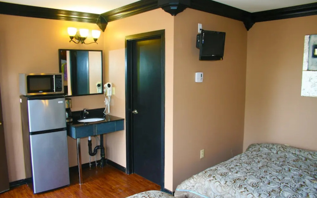 Footprints Resort