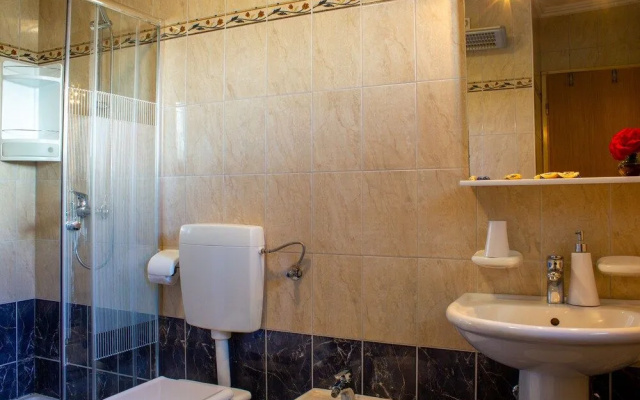 Honeymoon Apartment