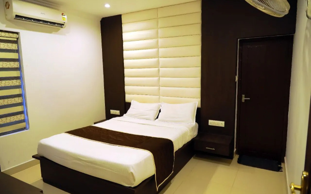 Hotel Ivory Grand