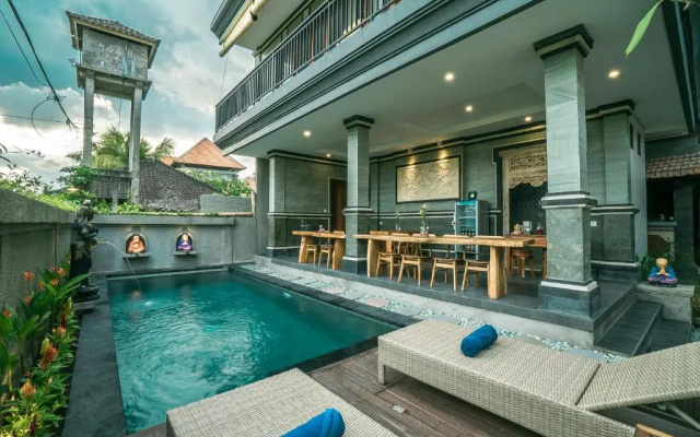 Three Dewis Guest House