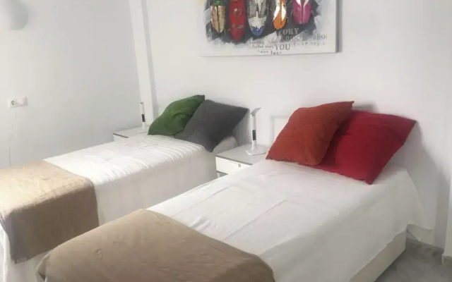 Seaside Bliss 2 Bedroom Condo in Fuengirola