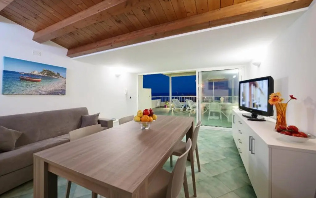 Archimede, appartamento con vista in centro a Marina di Ragusa