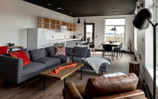 Raven Inn Whitehorse