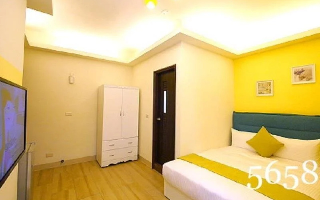 Happyday Guesthouse