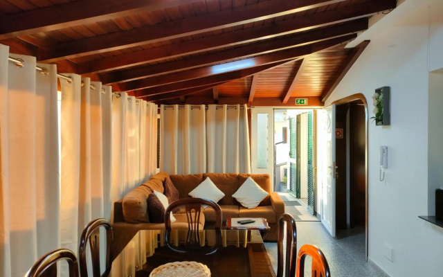 Rochinha House