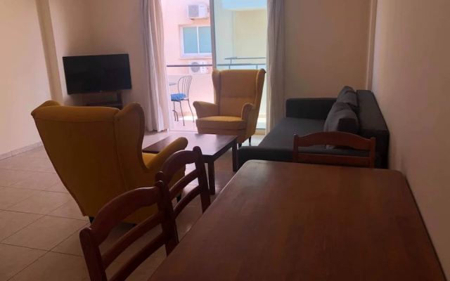 1 Bedroom Apartment near Beach