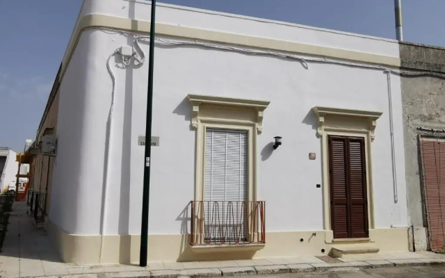 Don Carlo Casa Vacenze