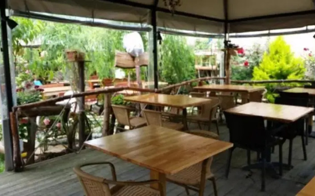 Ala Guesthouse