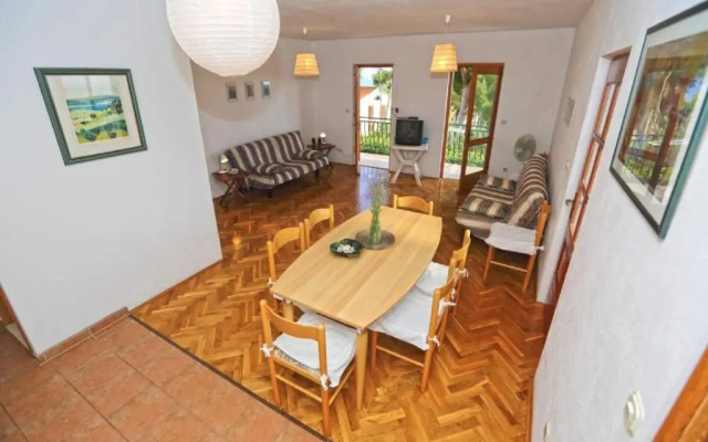 Apartments Josip - 100 m from beach