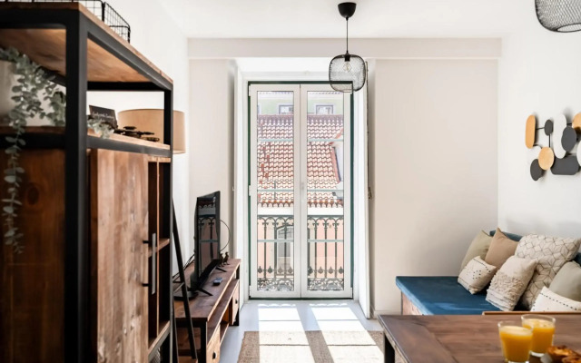 Lovely 2 Bedroom Apartment in the Heart of Lisbon