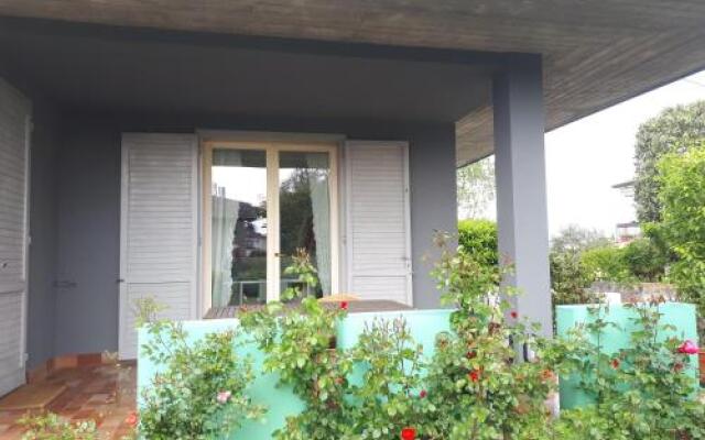 Отель B&B La Mansardina Италия, Лимена - отзывы, цены и фото номеров - забронировать отель B&B La Mansardina онлайн вид на фасад