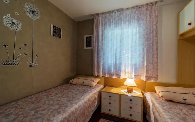 Beautiful Home in Labin With 2 Bedrooms and Wifi