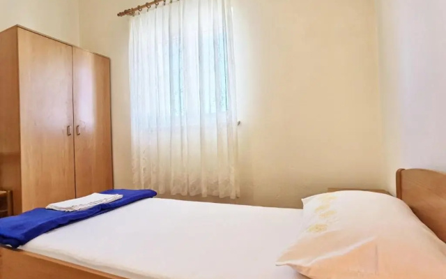 Apartments Lasan - 150 m from sea