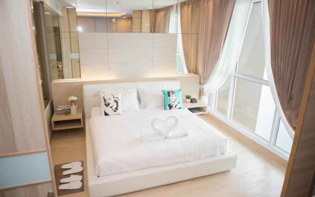 Cetus Beachfront Pattaya Condo