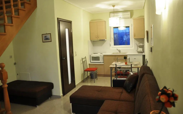 Ariadnes Holiday Accommodation II