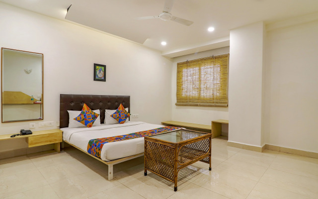 FabHotel Aamantran & Banquet Halls