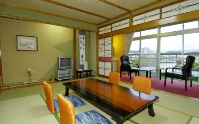 Izunagaoka Onsen Kona Honten