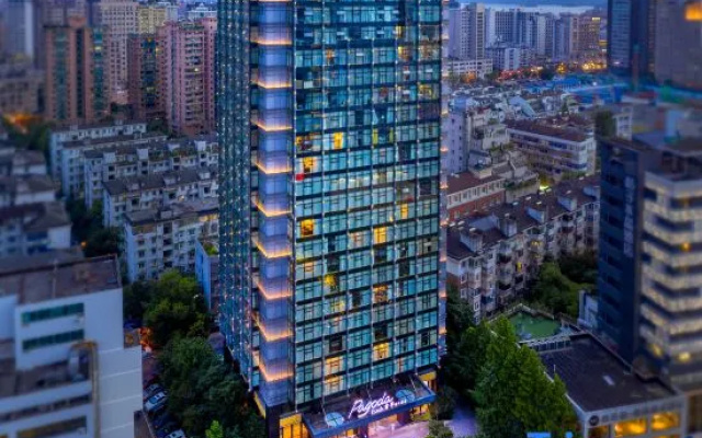 Pagoda Hotel Hangzhou West Lake · Wulin Plaza