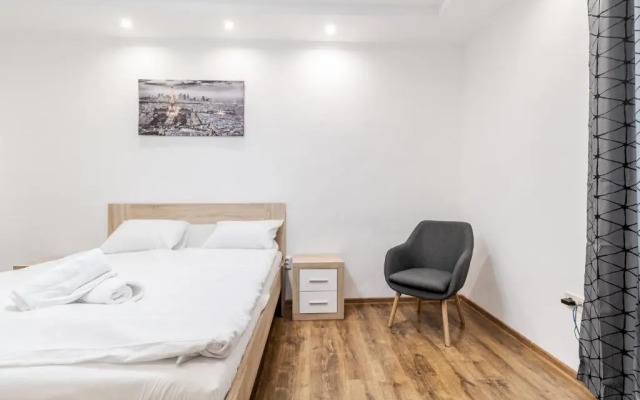 Exclusive Apartment on Square Rynok