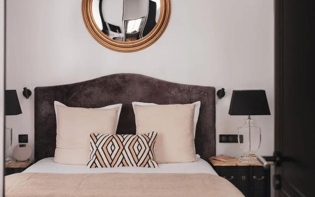 Appartements Place Royale - Maisons du Monde Hôtel & Suites