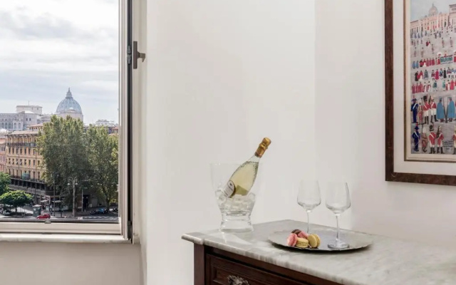 St.Peter's mirror-Romantic view