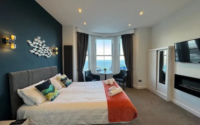 Marlborough Sea View Holiday Apartments